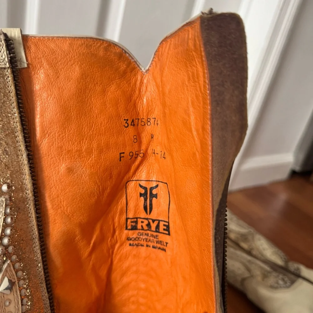 FRYE Off White Handmade Studded Genuine Leather Western Boots 🤍 - Picture 11 of 15